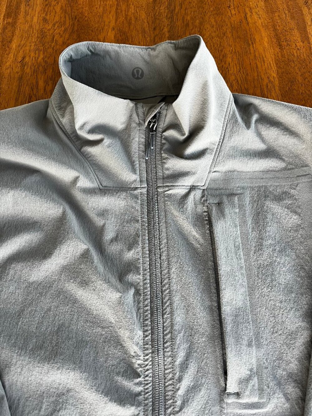 Lululemon Men’s Sojourn Windbreaker Jacket Grey Full Zip - Size M (Unused)